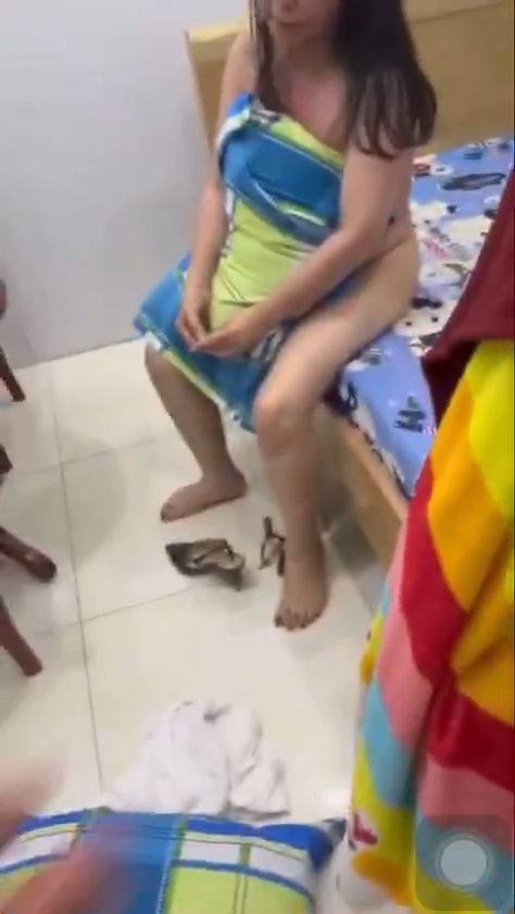 Bắt tại trận vợ U40 ngoại tình - sex viet