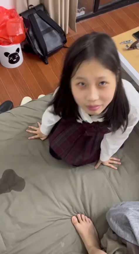 [Sex Viet] (China) toàn học sinh non mơn mởn