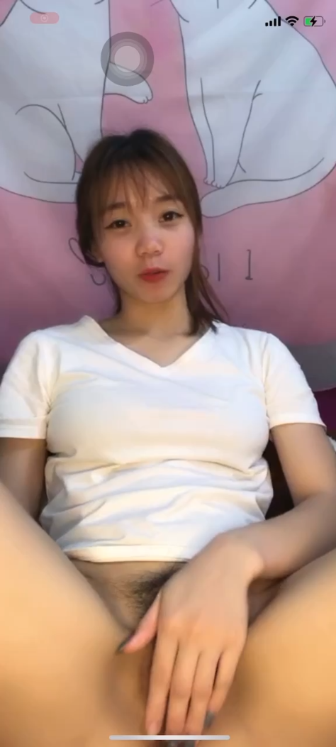 sex vn - Áo trắng dang chân live