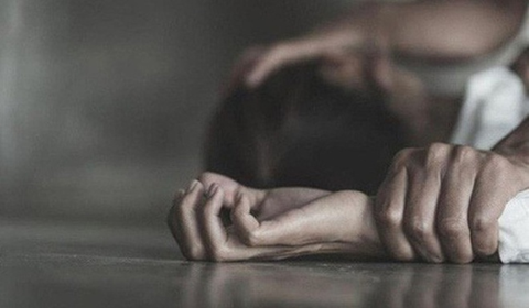 [sex Việt Nam] Hiếp dâm em dâm giữa đường sướng run bần bật