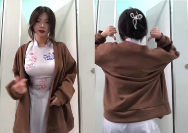 Clip sex nữ sinh da trắng như tuyết bị doggy - sex Việt Nam
